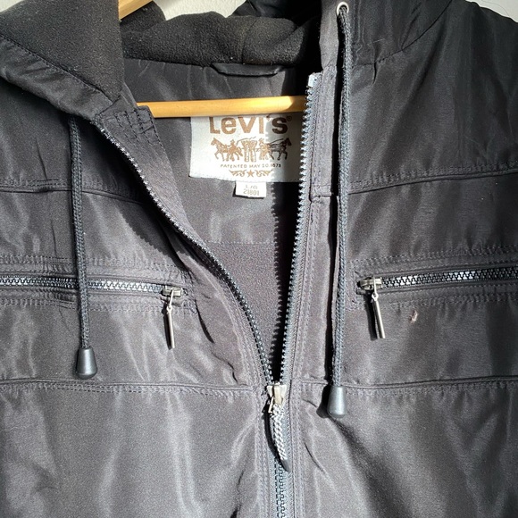 Levi’s jacket - Picture 2 of 4